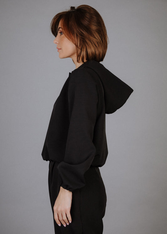 Kapucnis szövet felső fekete színben