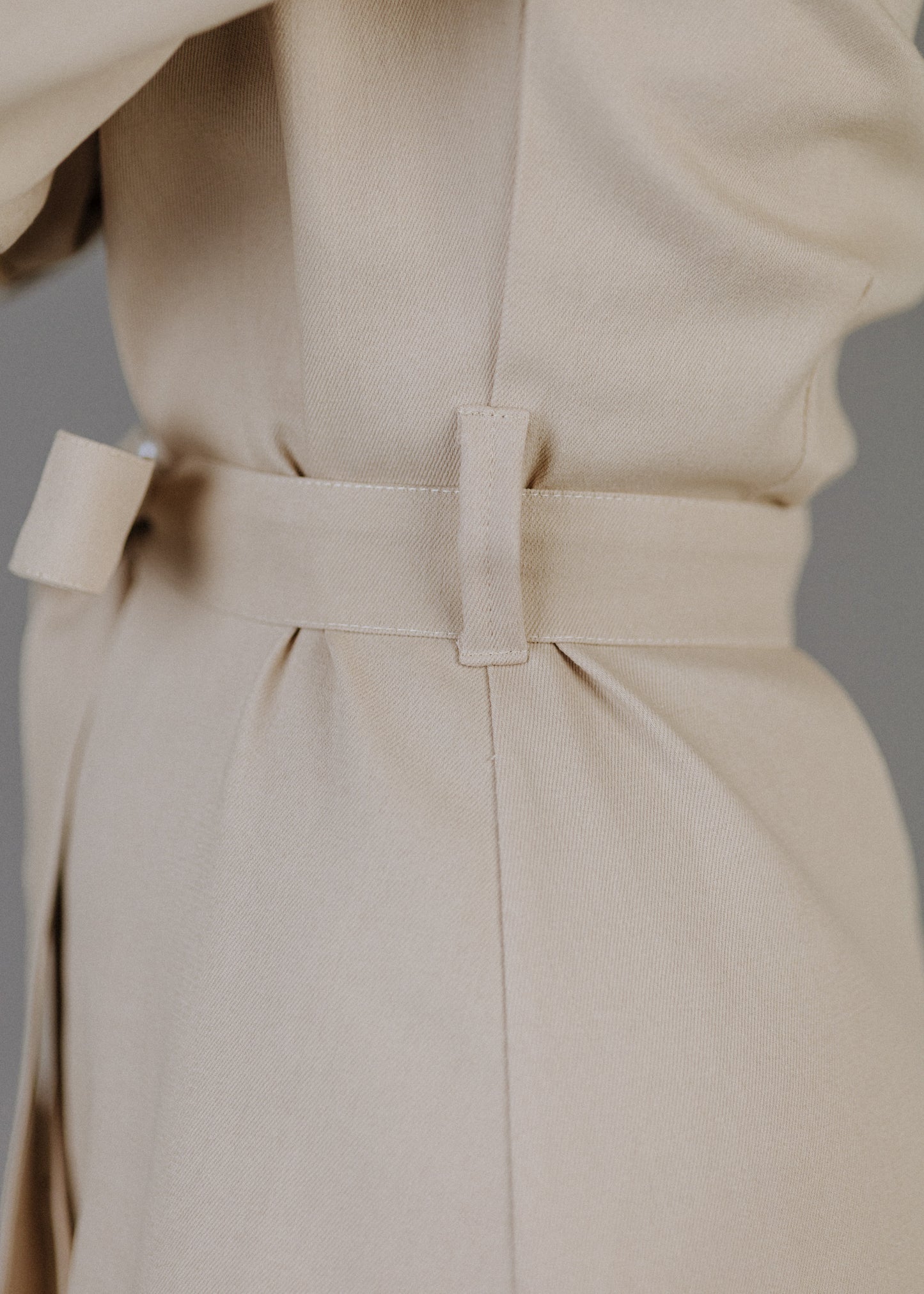 FARMER INGRUHA BÉZS SZÍNBEN