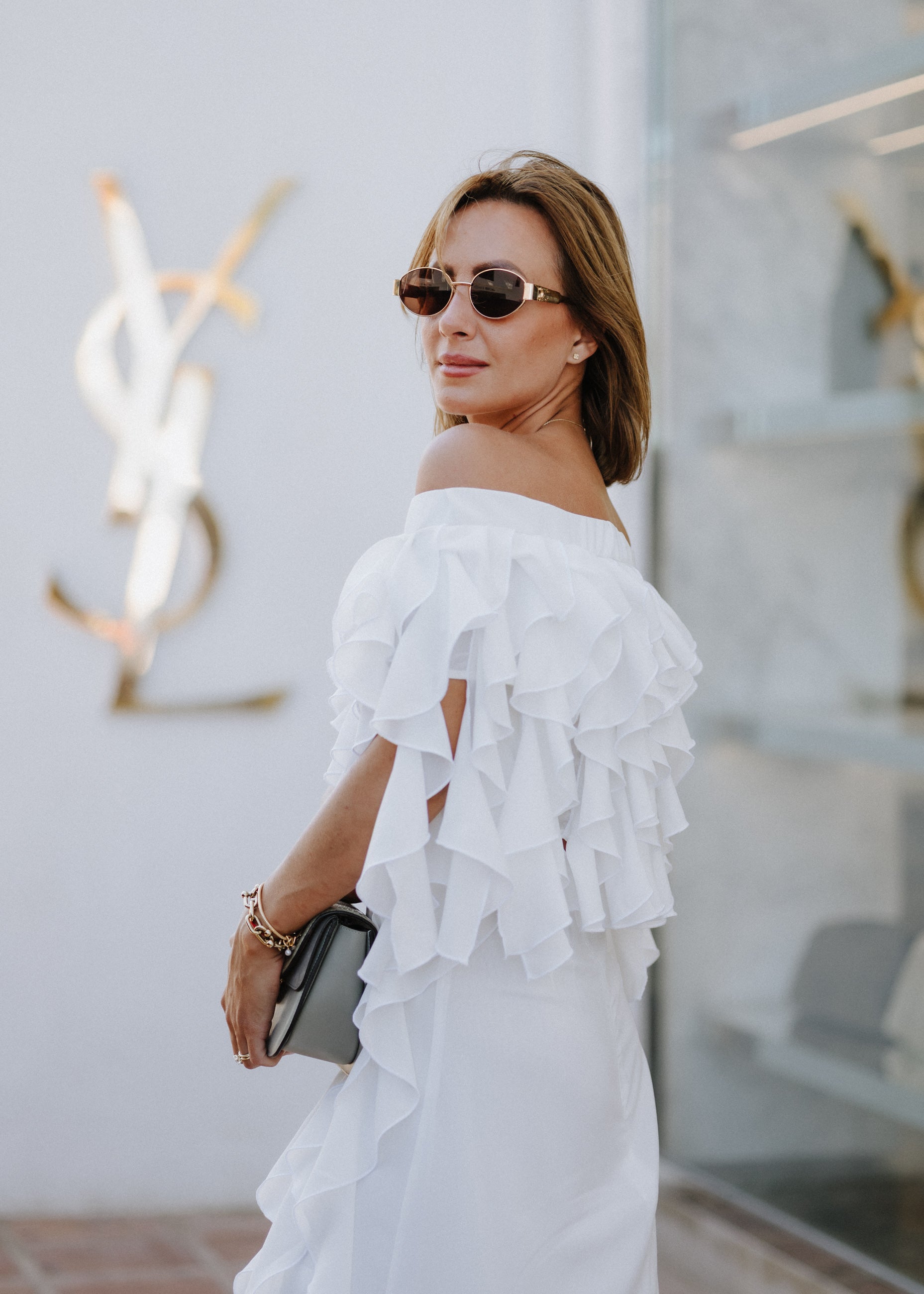 Curly ruffled muslin top
