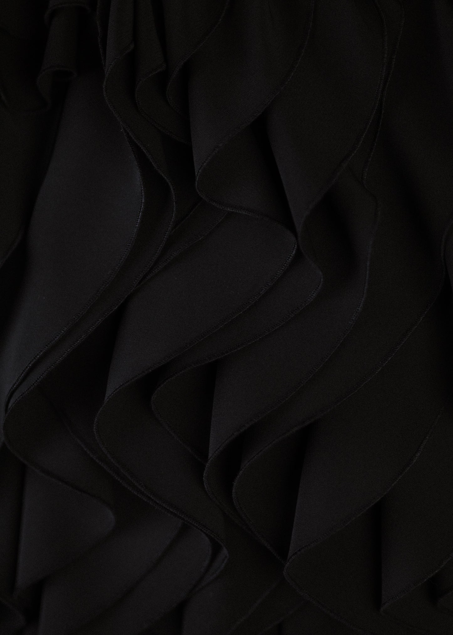 Curly ruffled muslin top