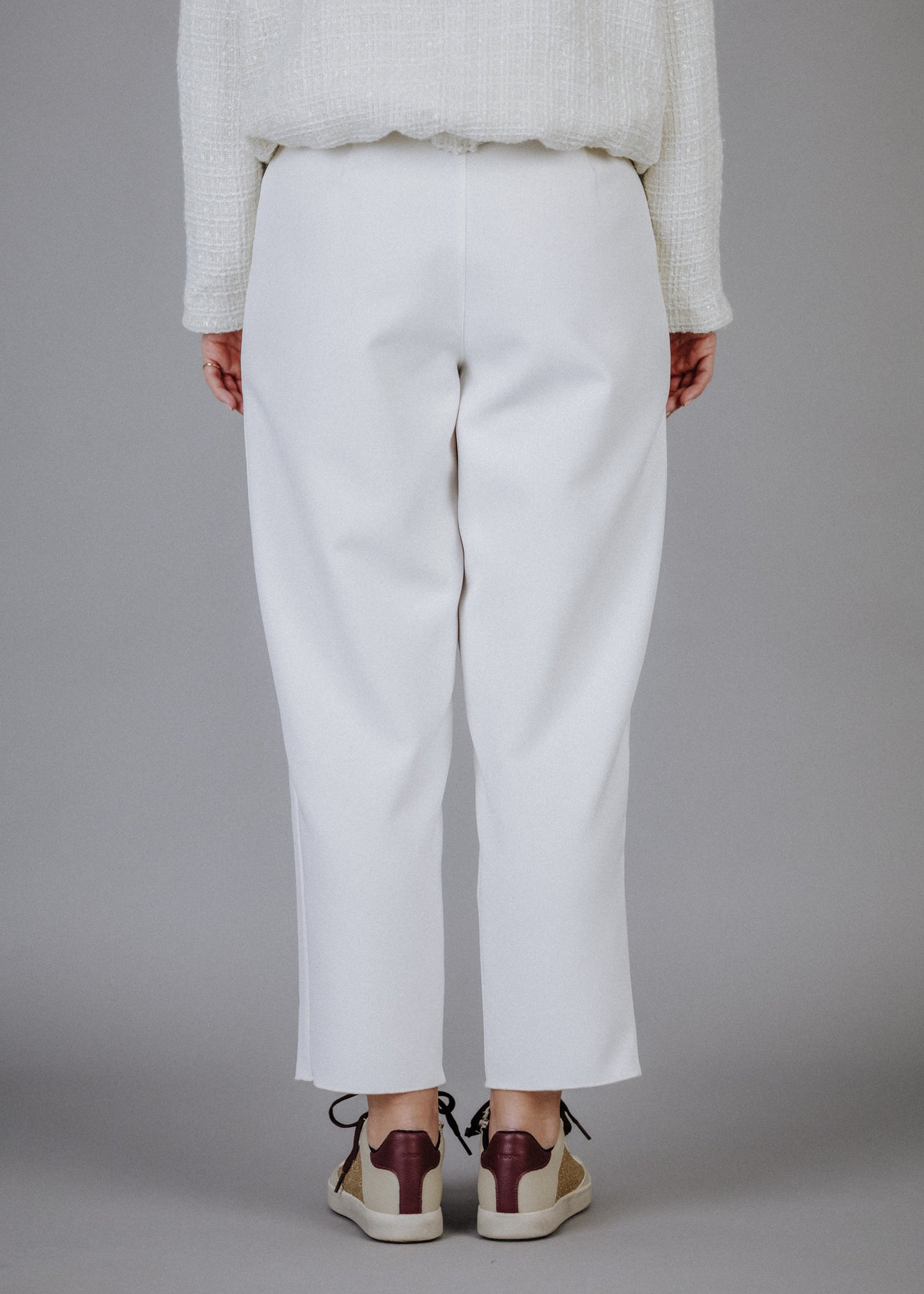 Fine fabric trousers in ecru