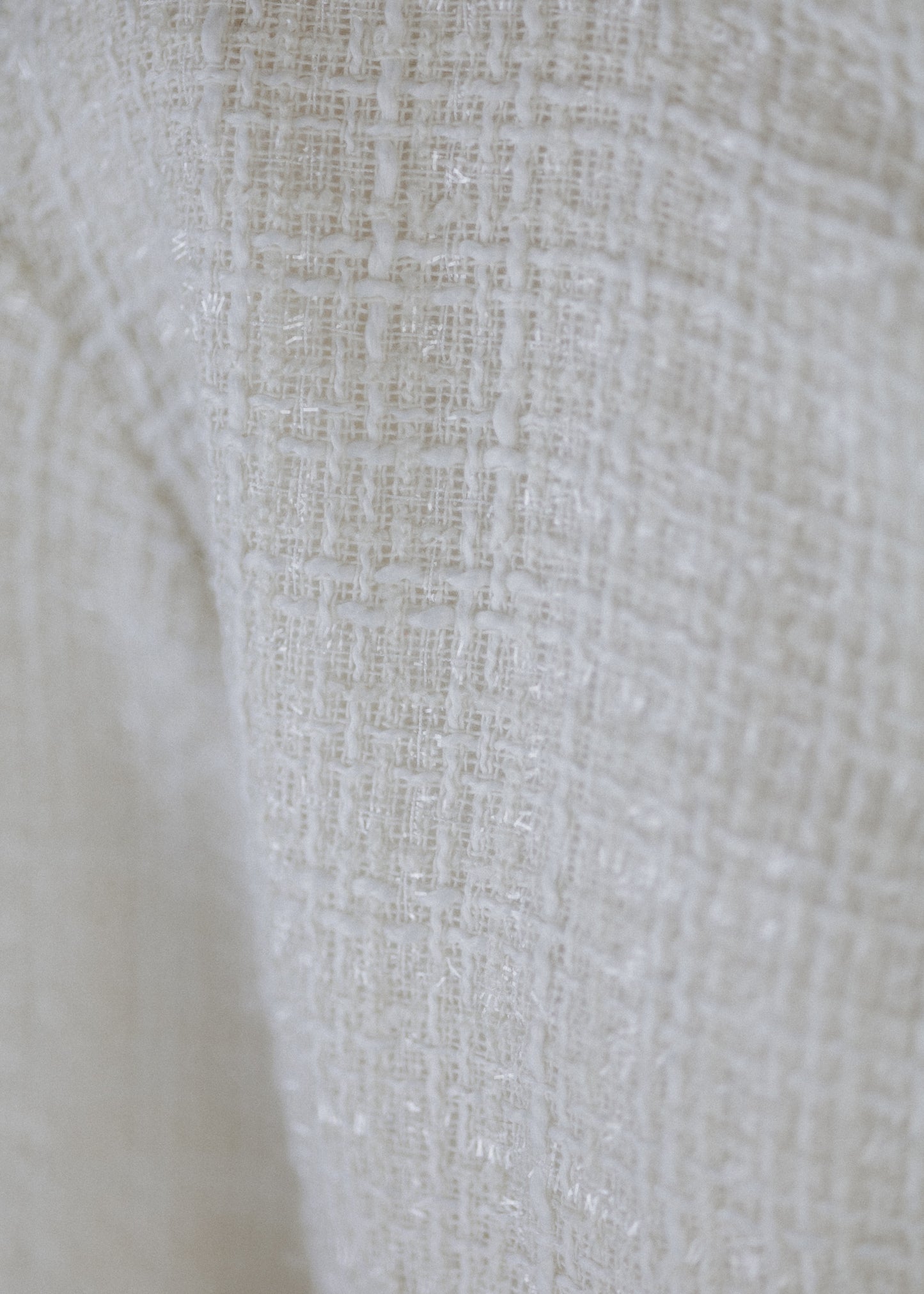 Boucle bomber in ecru