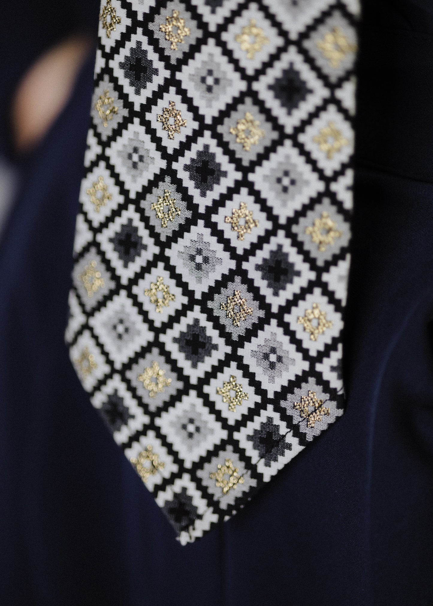 Brocade tie