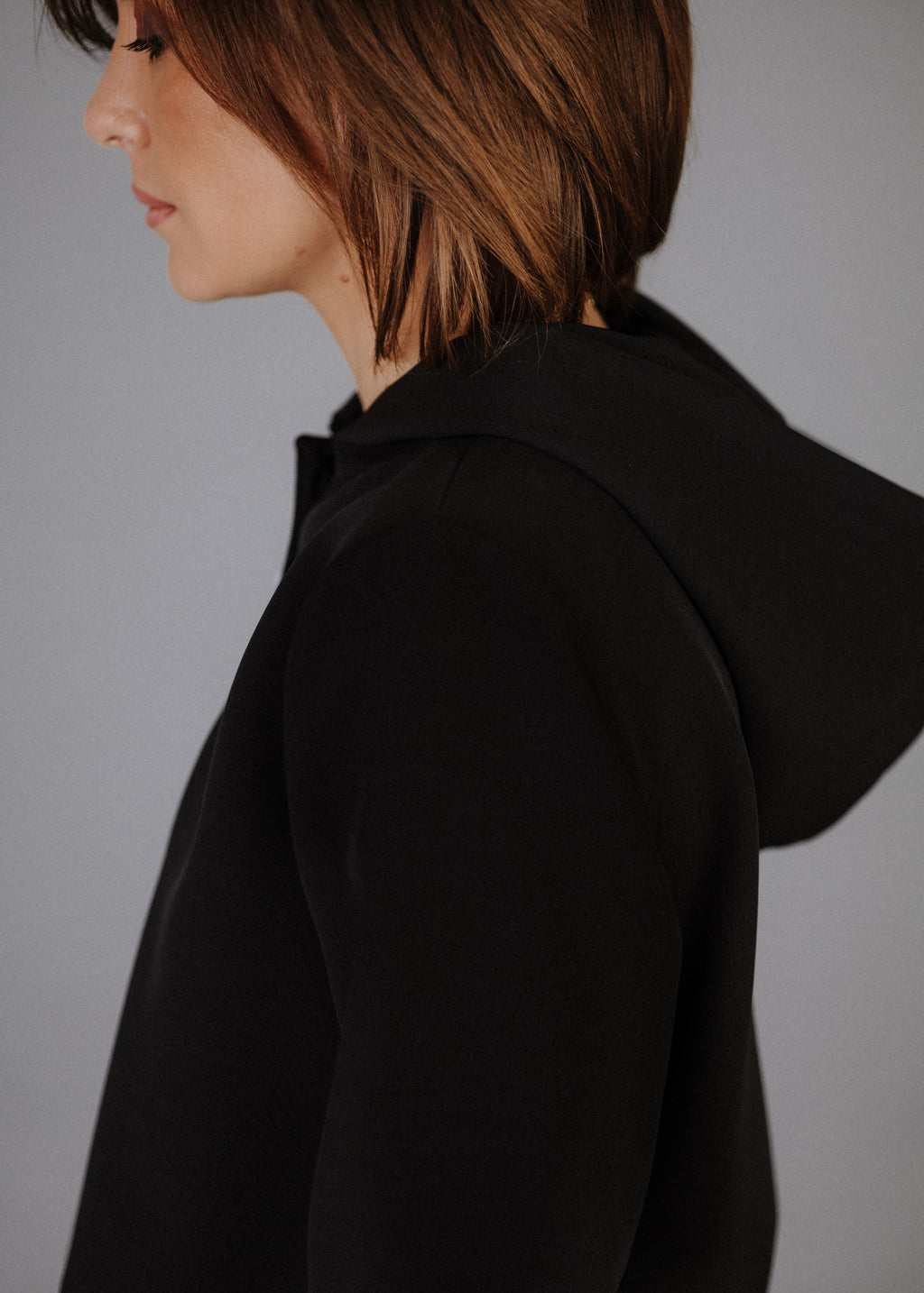 Hooded fabric top in black