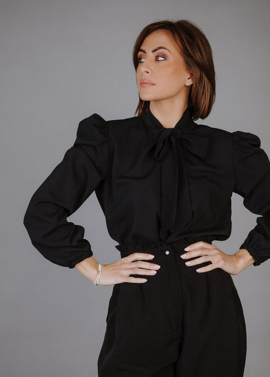 Muszlin felső fekete színben