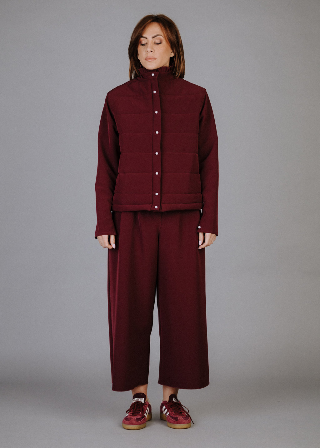 Quilted top with lining in burgundy color 
