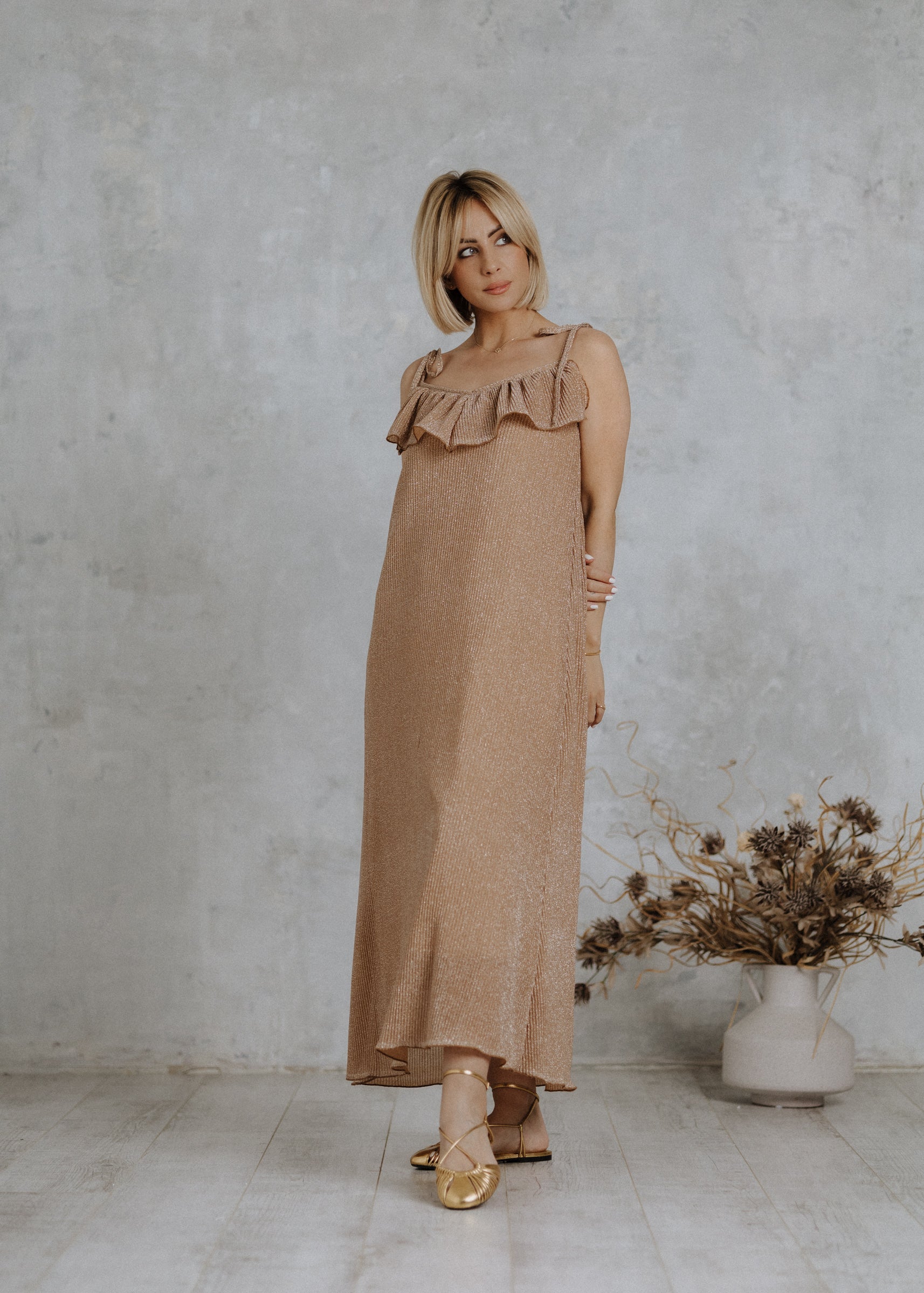 'A' vonalú midi ruha lurex anyagból