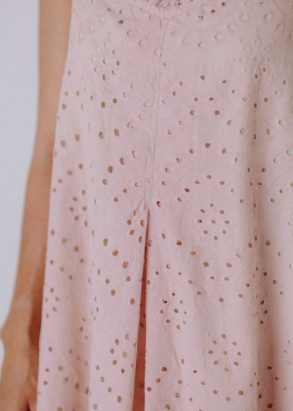 Madeira dress in powder color