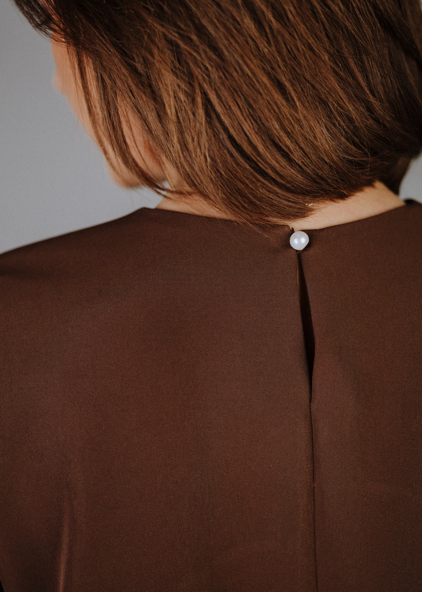 OLDALT NYITOTT MASNIS FELSŐ BARNA SZÍNBEN