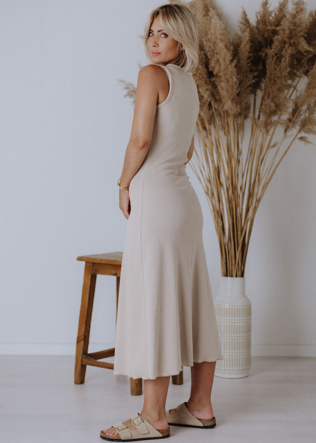 Beige ribbed sleeveless dress