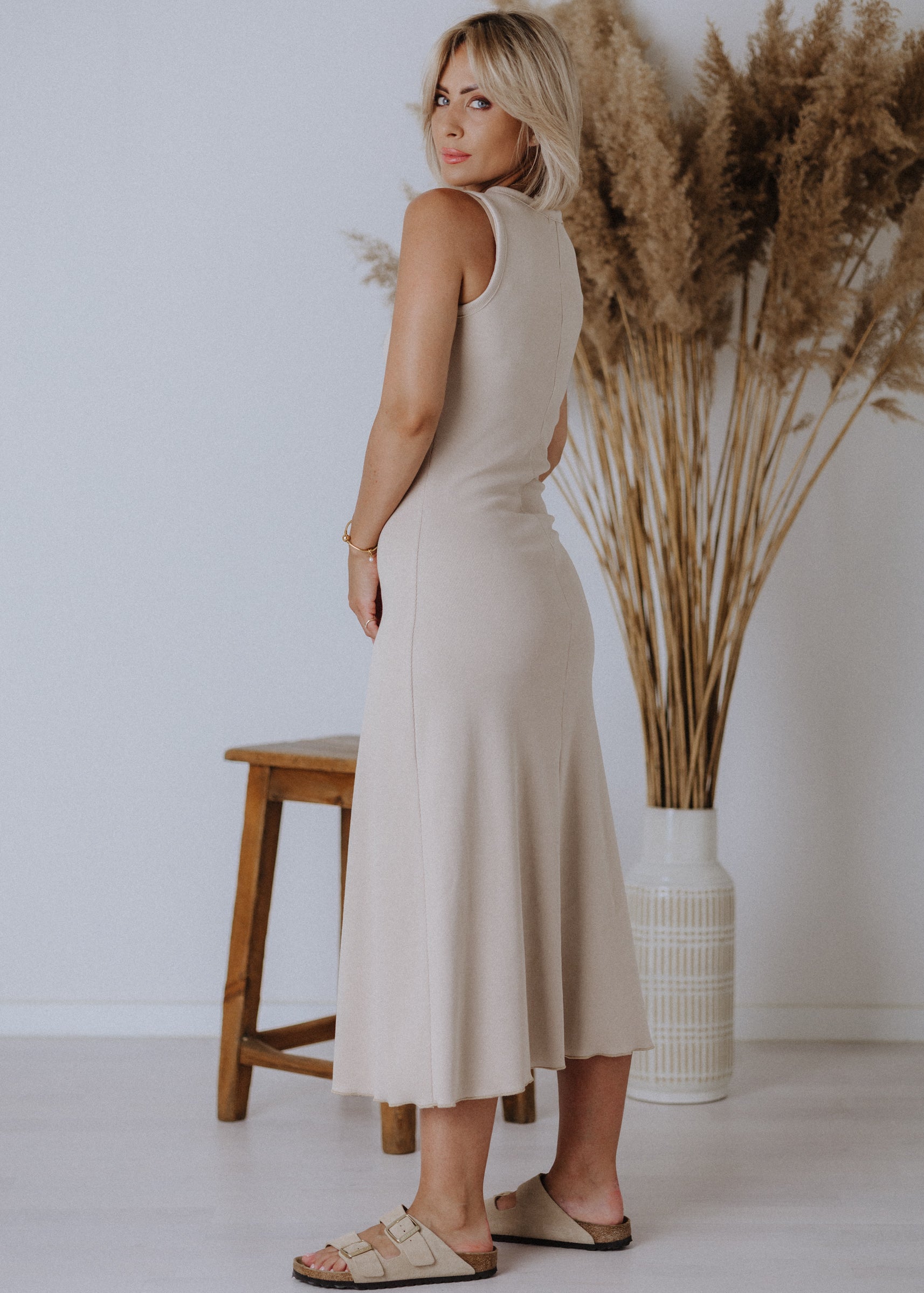 Beige ribbed sleeveless dress
