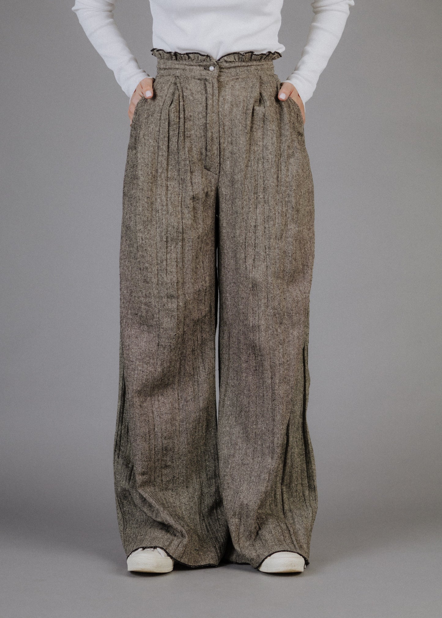 GYŰRT TWEED SZÖVETNADRÁG GYAPJÚVAL