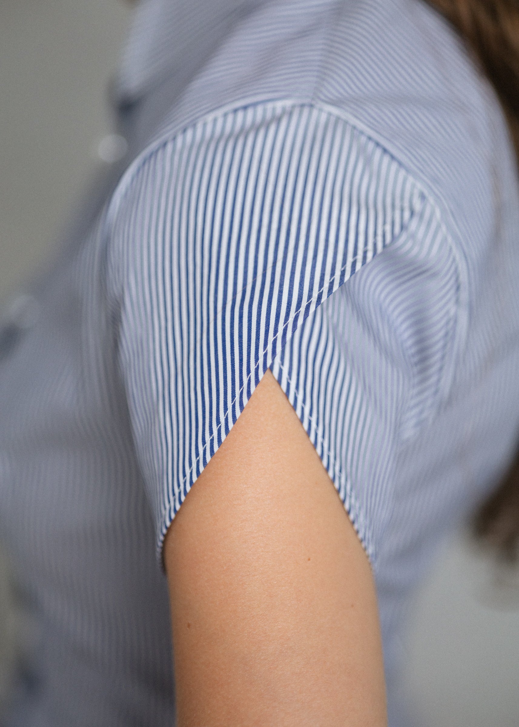 BLUE AND WHITE STRIPED COTTON SHIRT