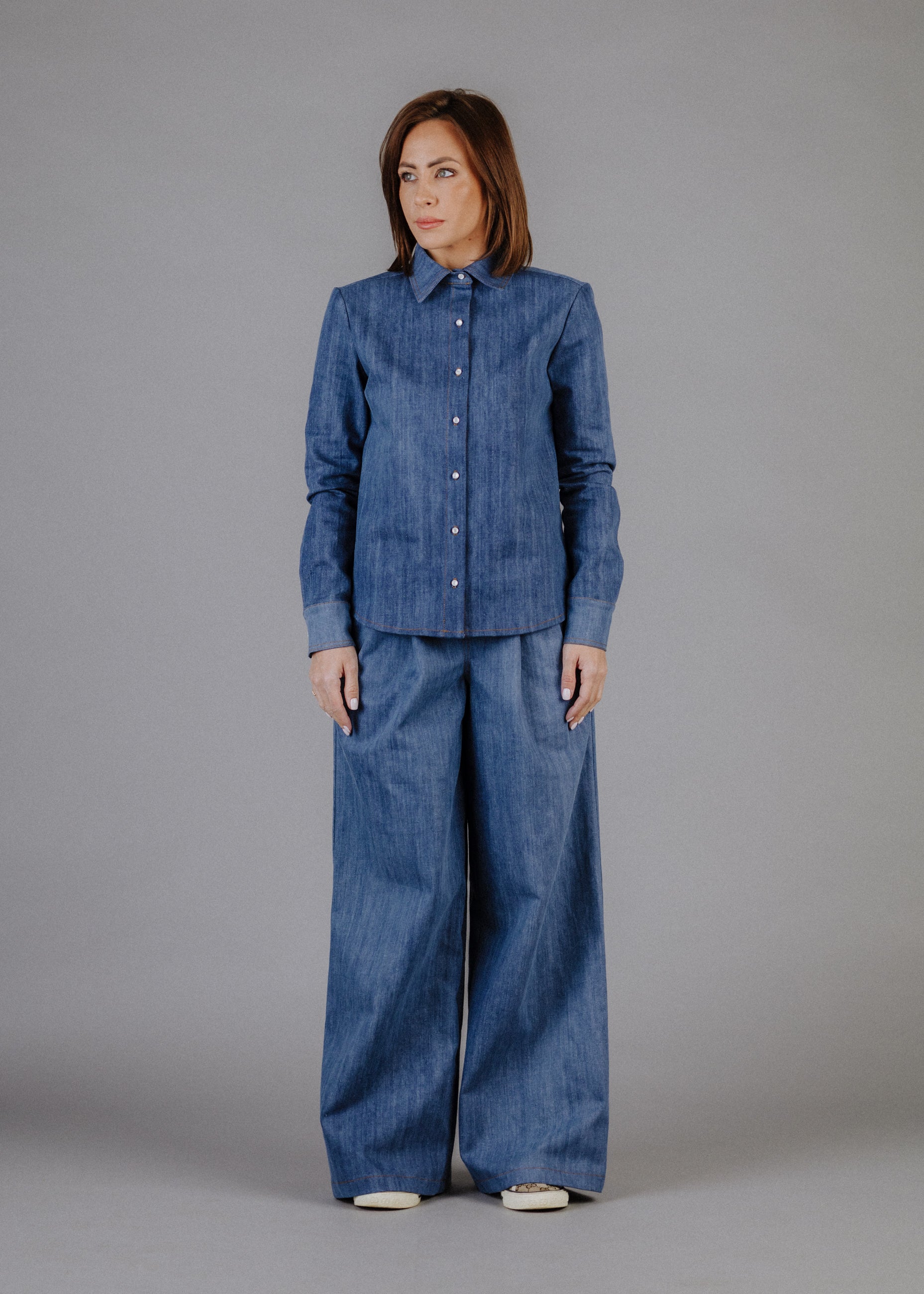 STAPLED JEANS