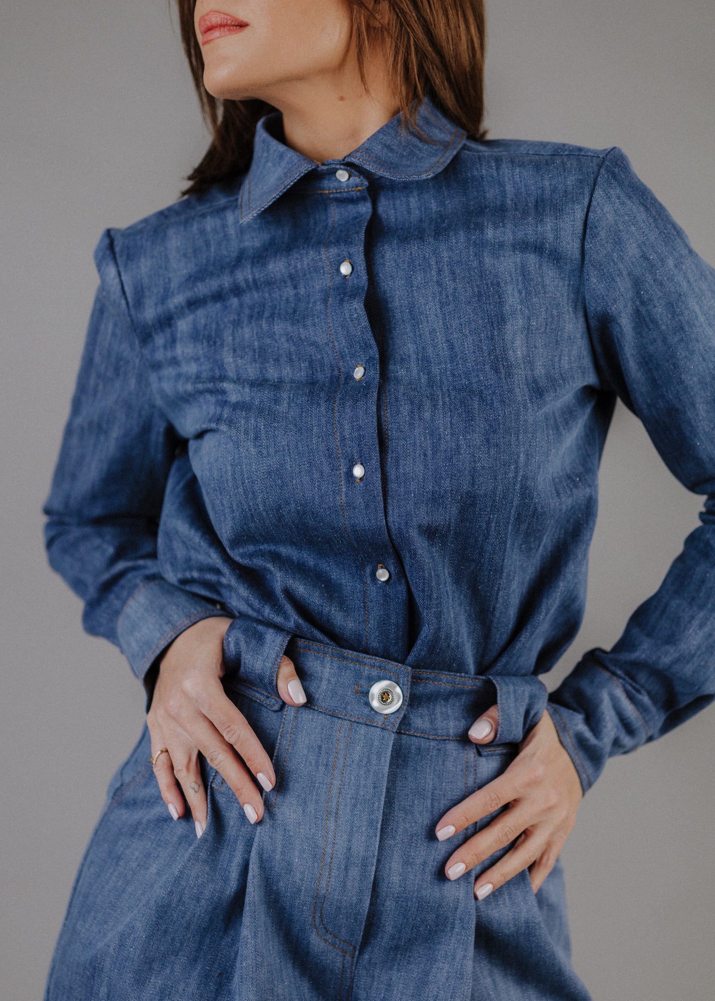 TŰZÖTT BŐSZÁRÚ FARMERMAGDRÁG