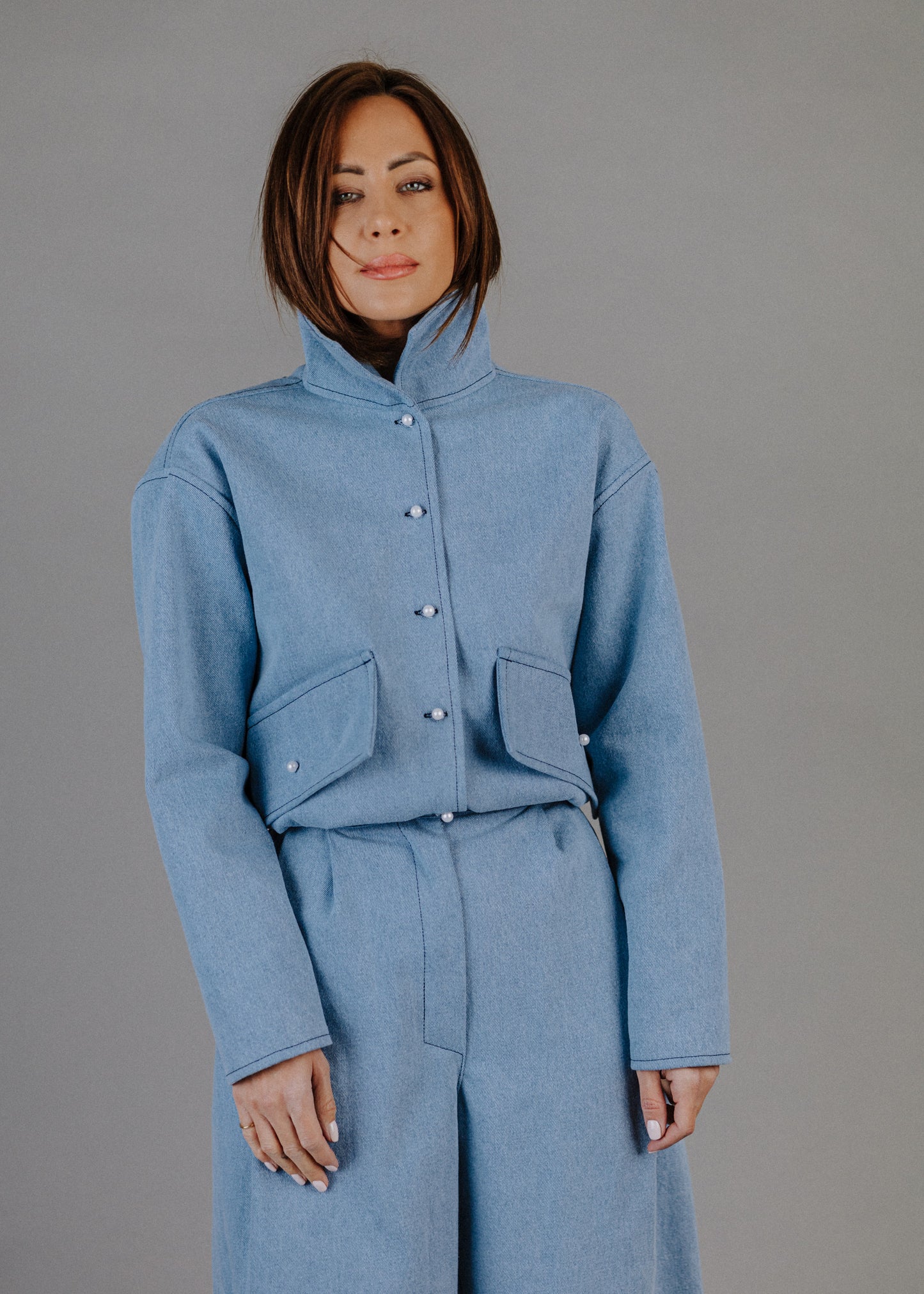 LIMITÁLT BOMBER FARMERKABÁT GYÖNGYGOMBOKKAL