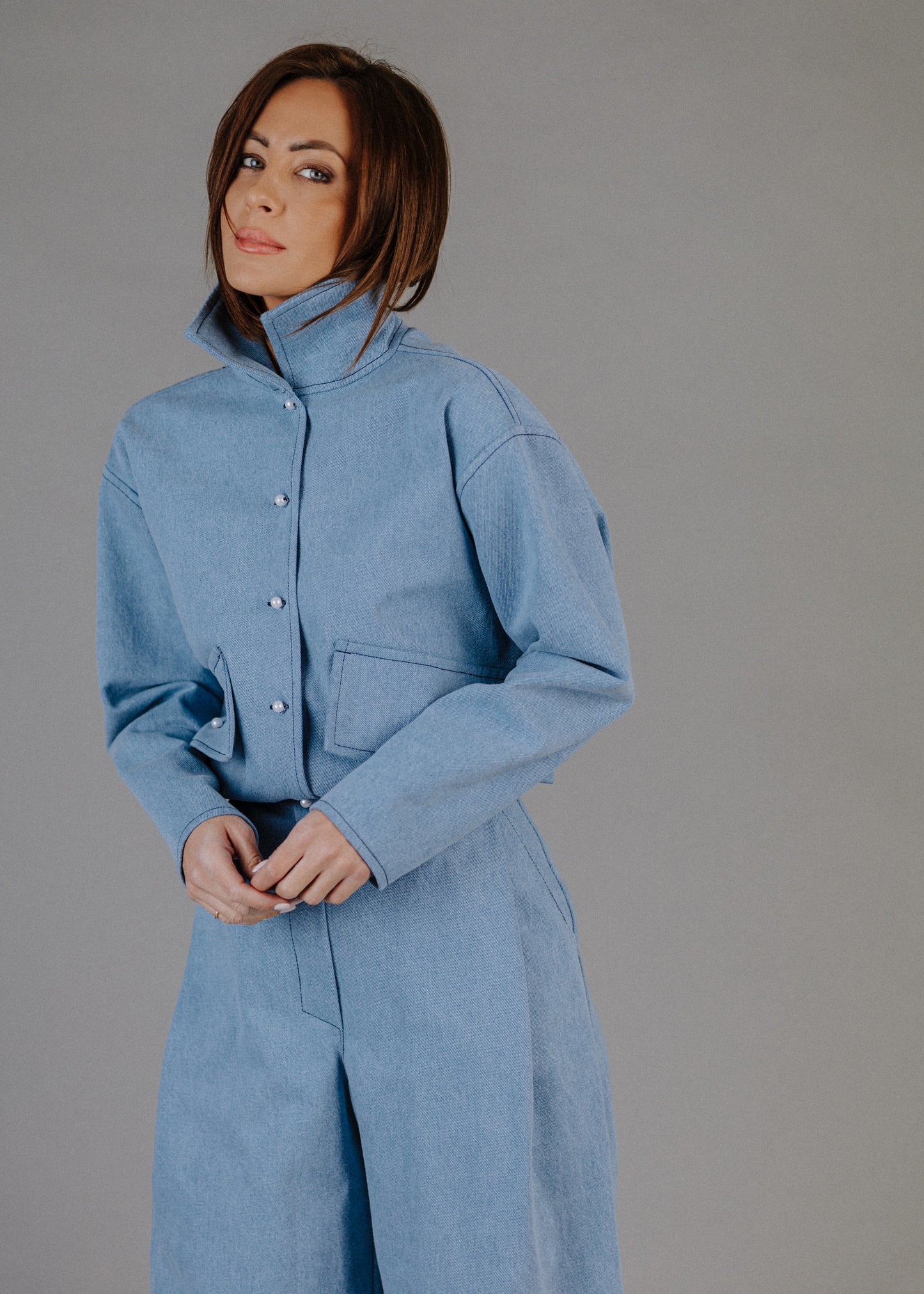 LIMITÁLT BOMBER FARMERKABÁT GYÖNGYGOMBOKKAL