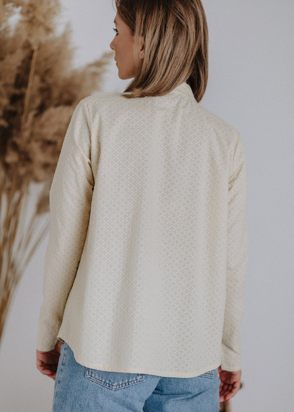 Madeira shirt in egg color