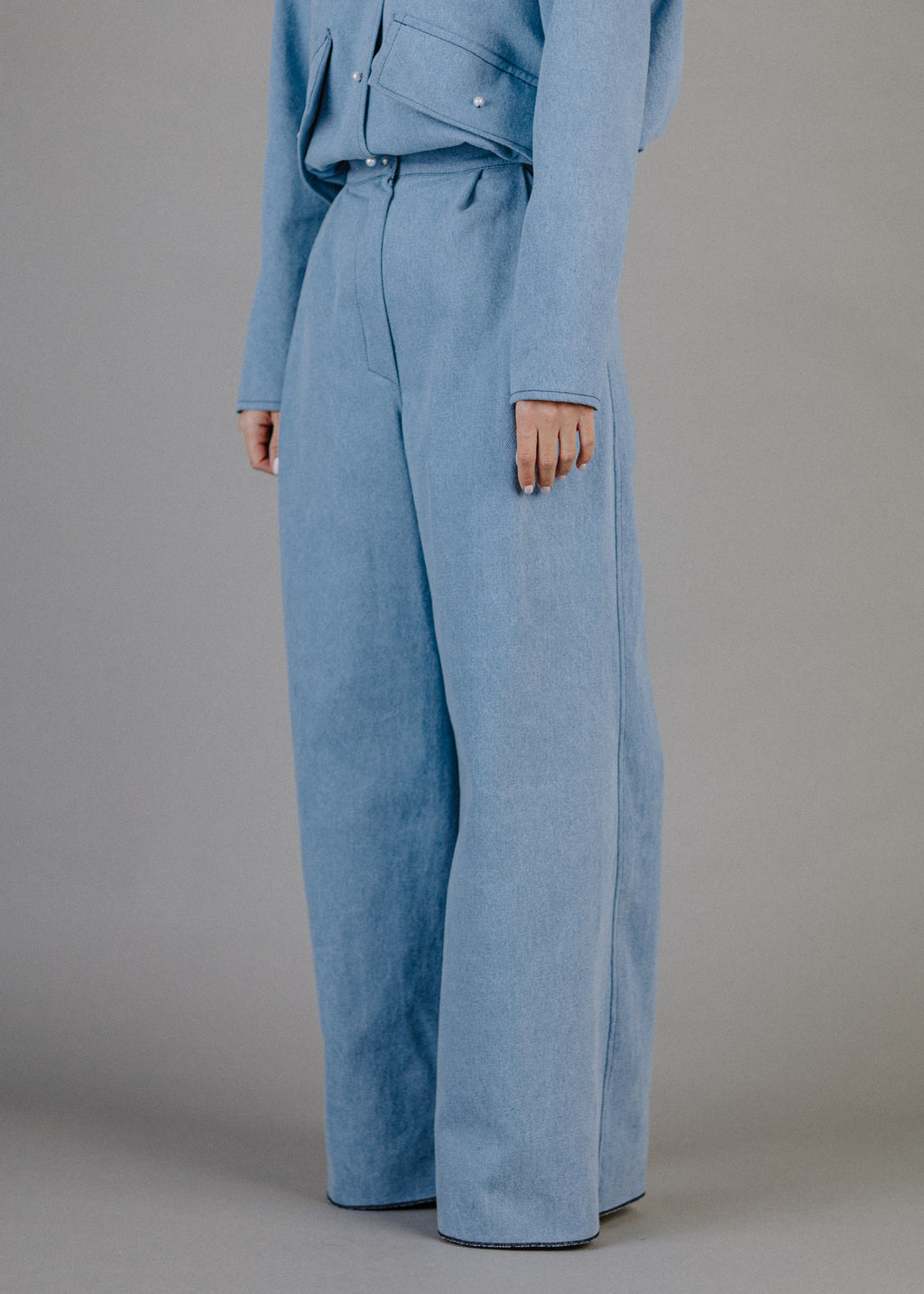 LIMITED WIDE-LEG JEANS WITH RUFFLED WAIST
