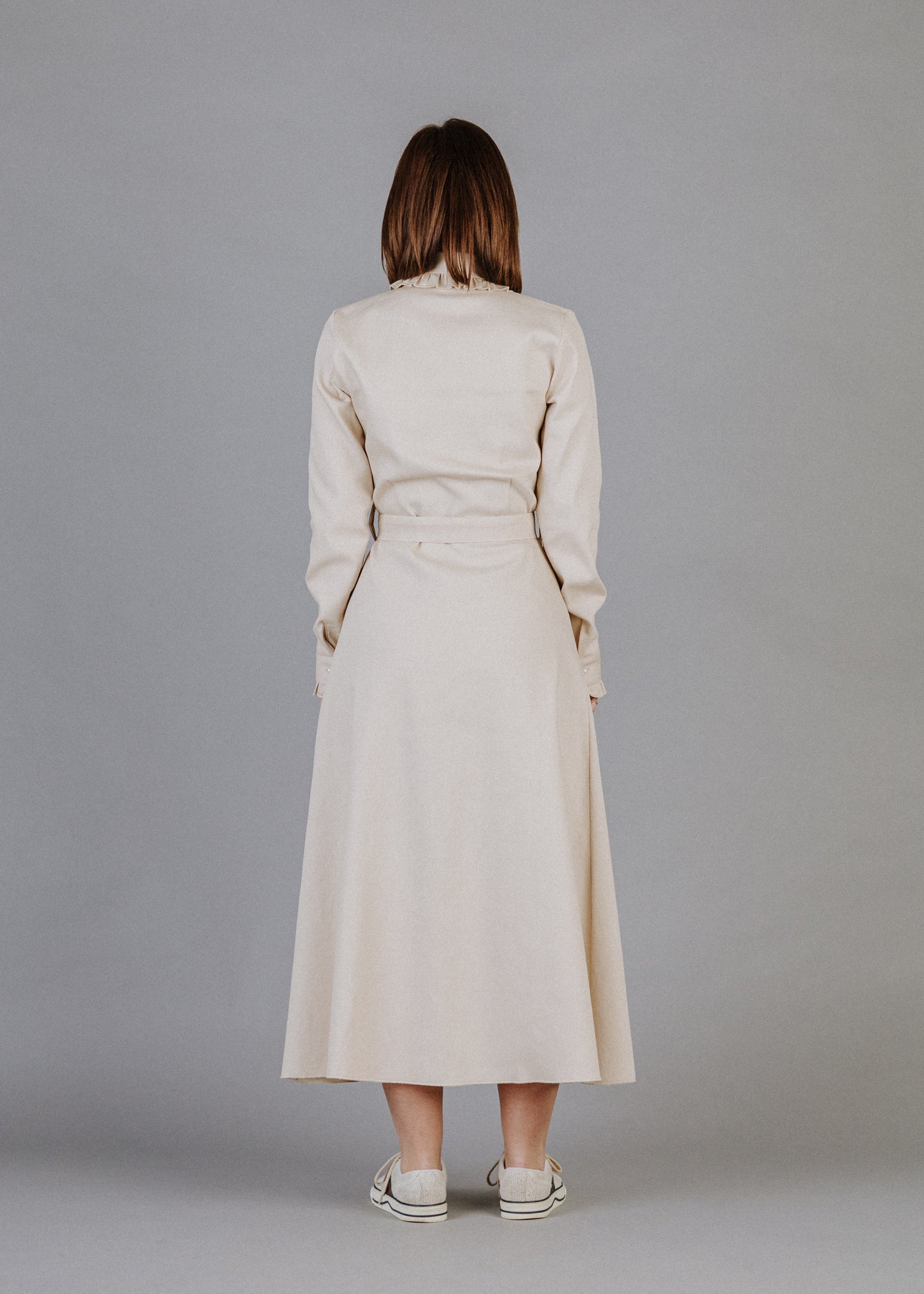 FARMER INGRUHA BÉZS SZÍNBEN