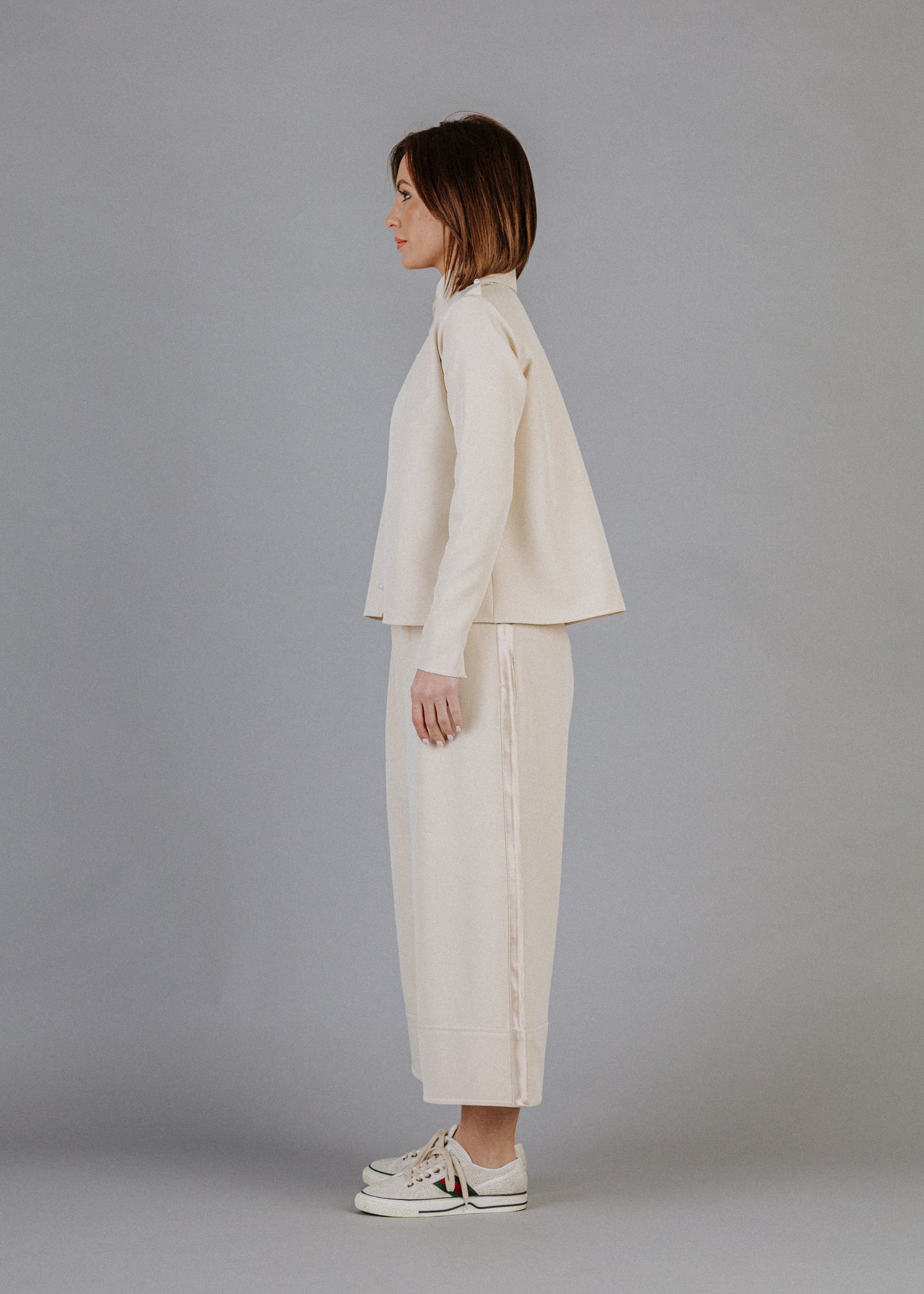 HOLOS FELSŐ BÉZS SZÍNBEN