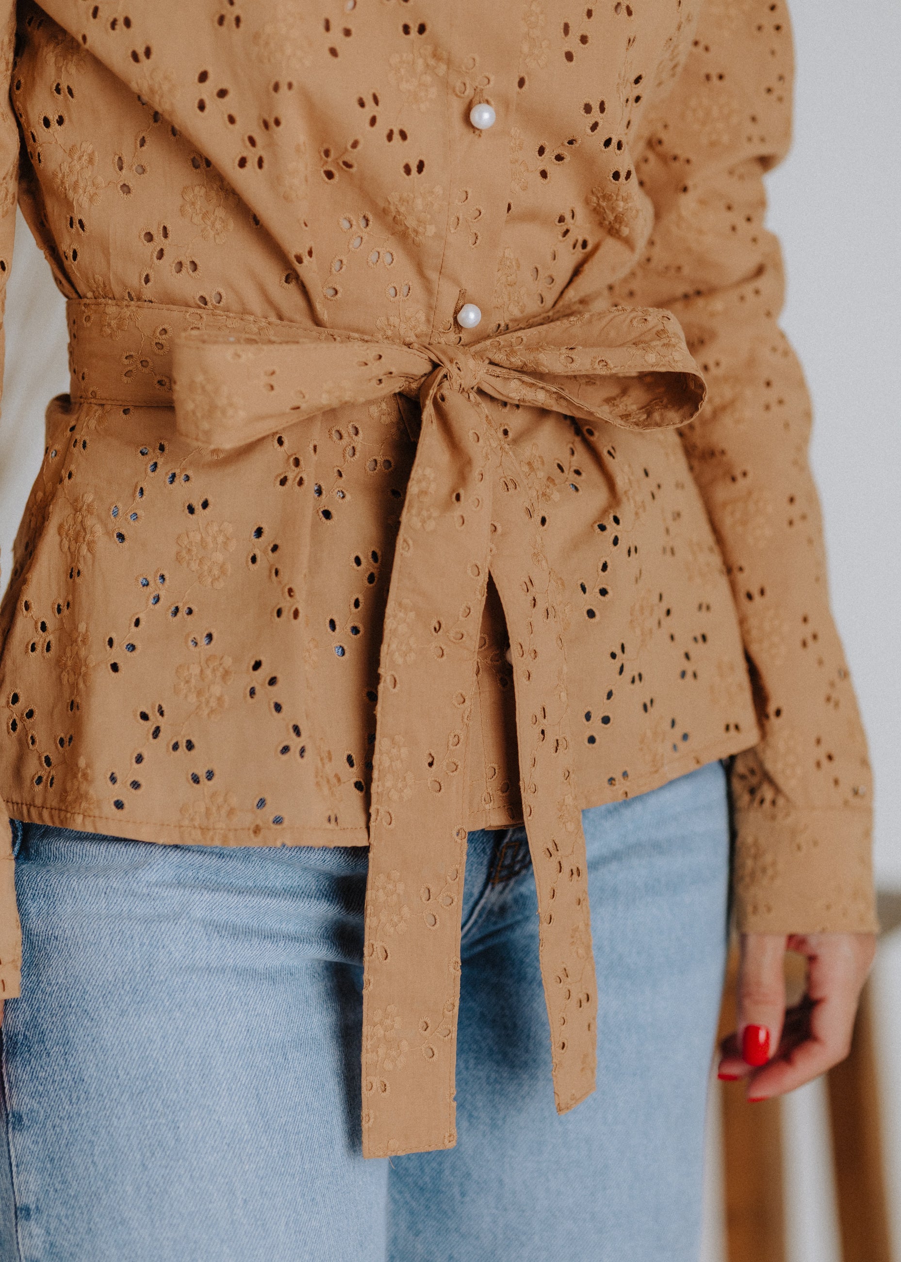 Camel madeira shirt with belt