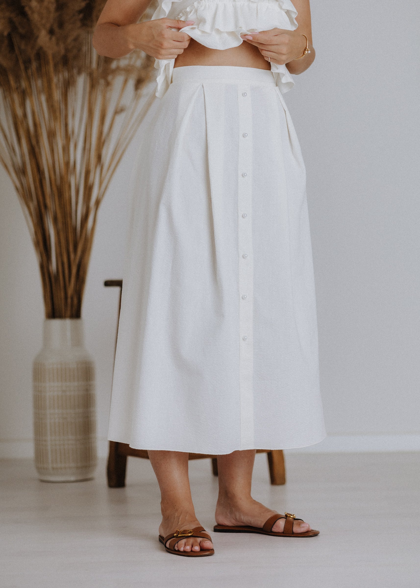 Striped skirt with pleats