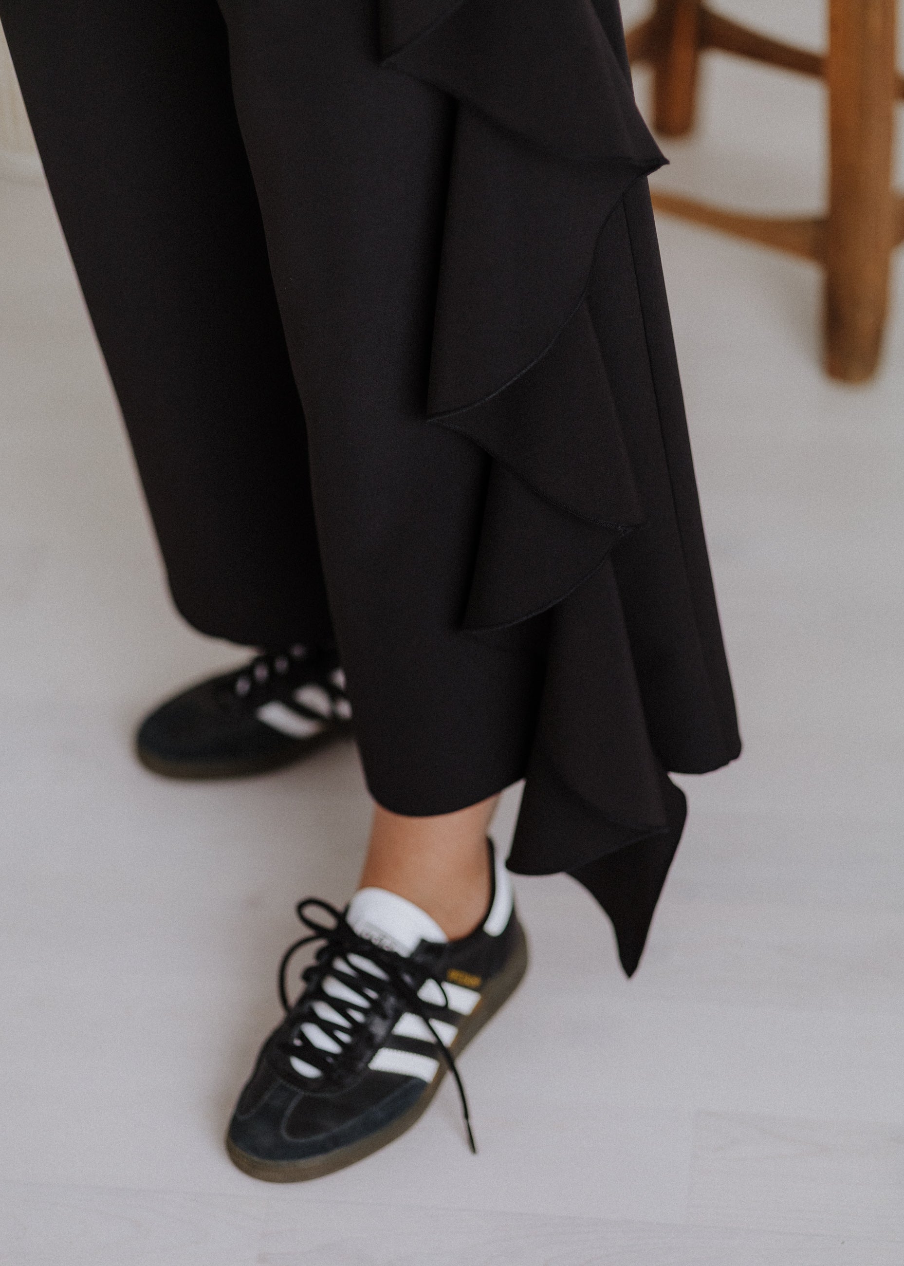 Curly ruffled culottes