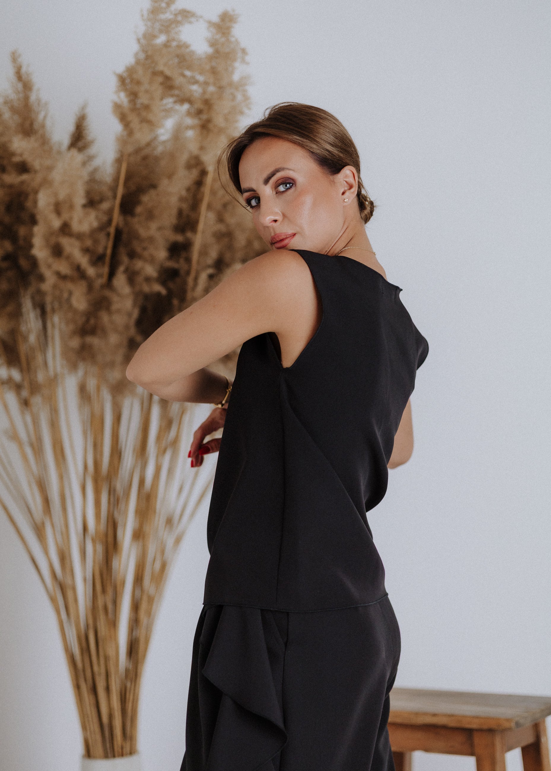 Fine fabric jersey in black