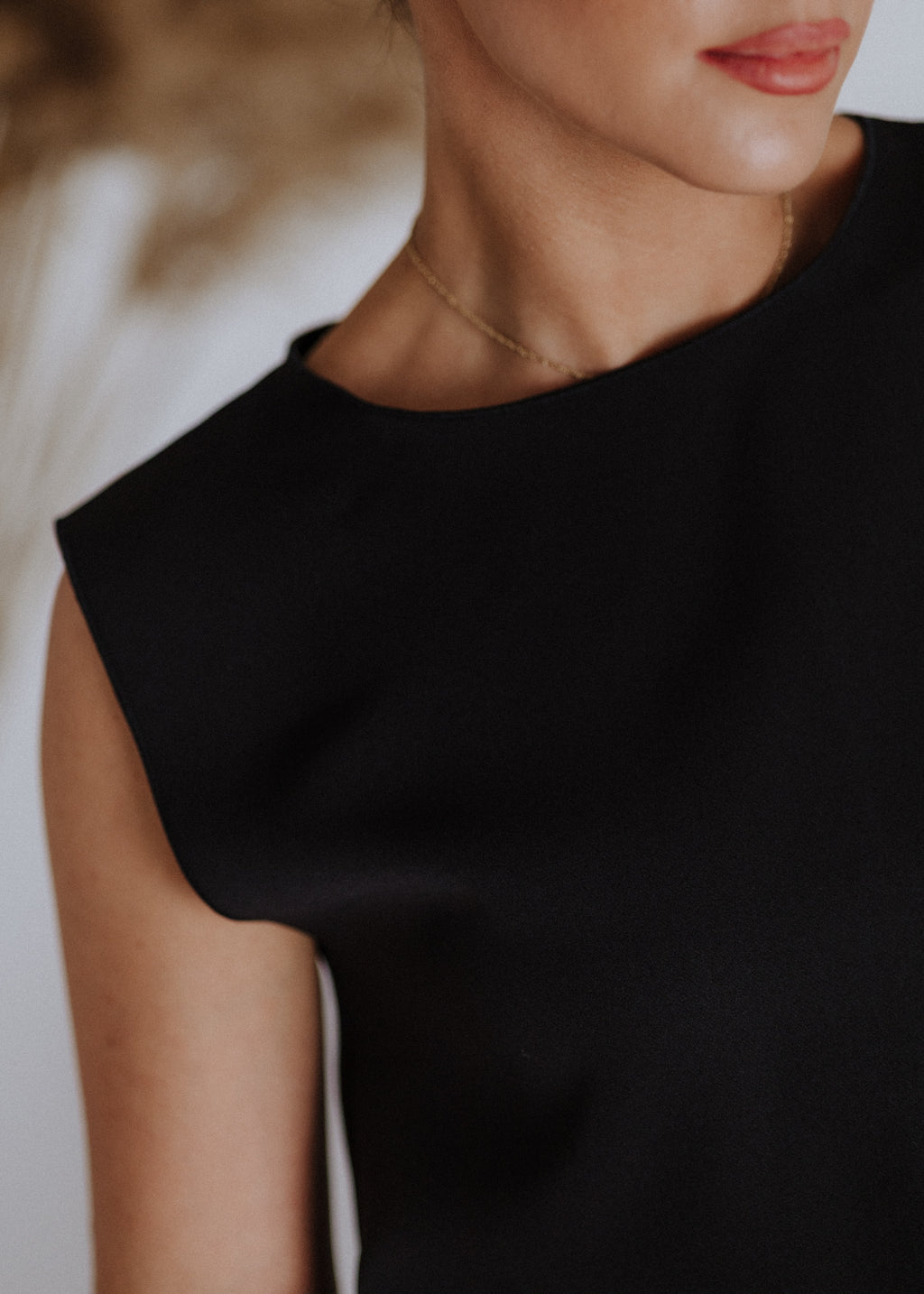 Fine fabric jersey in black