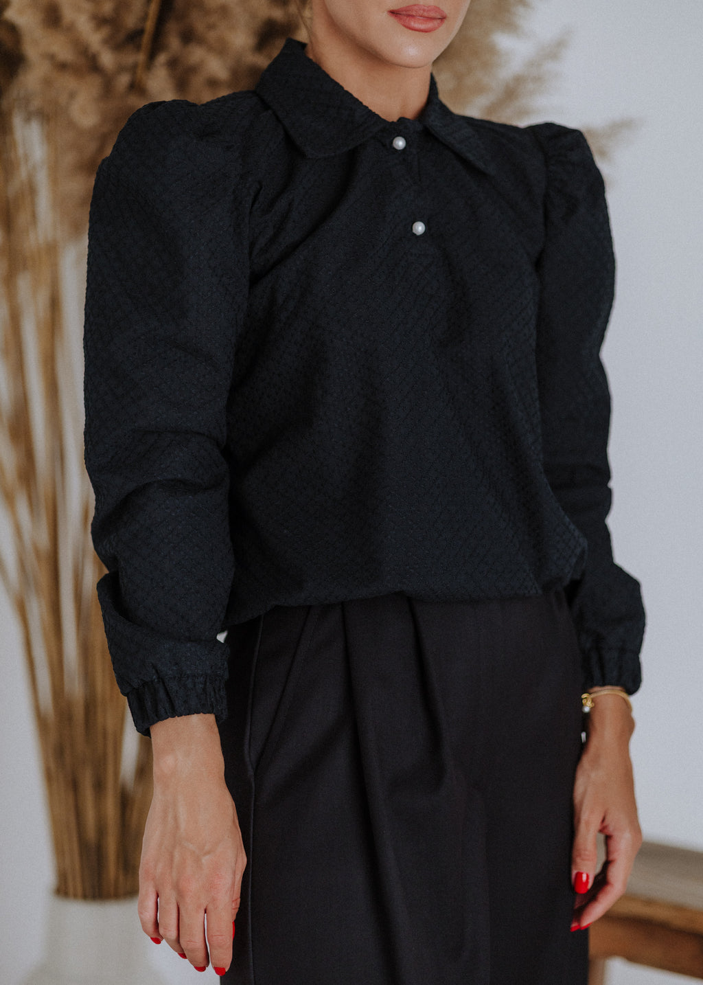 Textured madeira blouse in black
