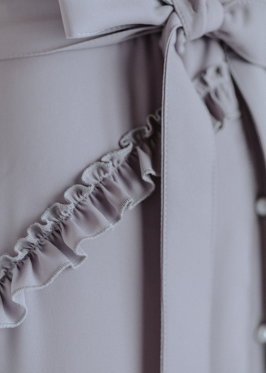 Muslin shirtdress with ruffles in gray