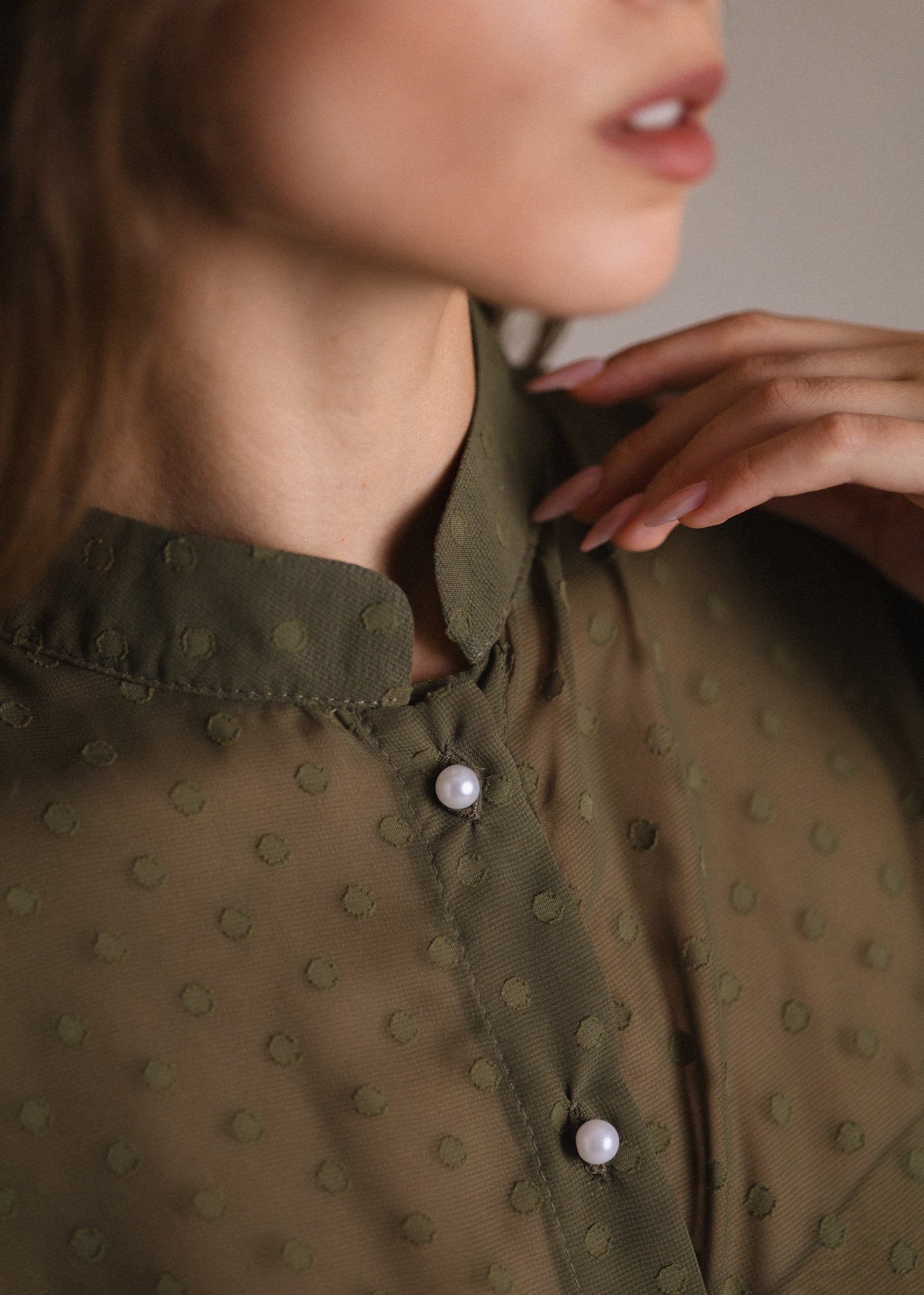 Khaki muszlin imgruha