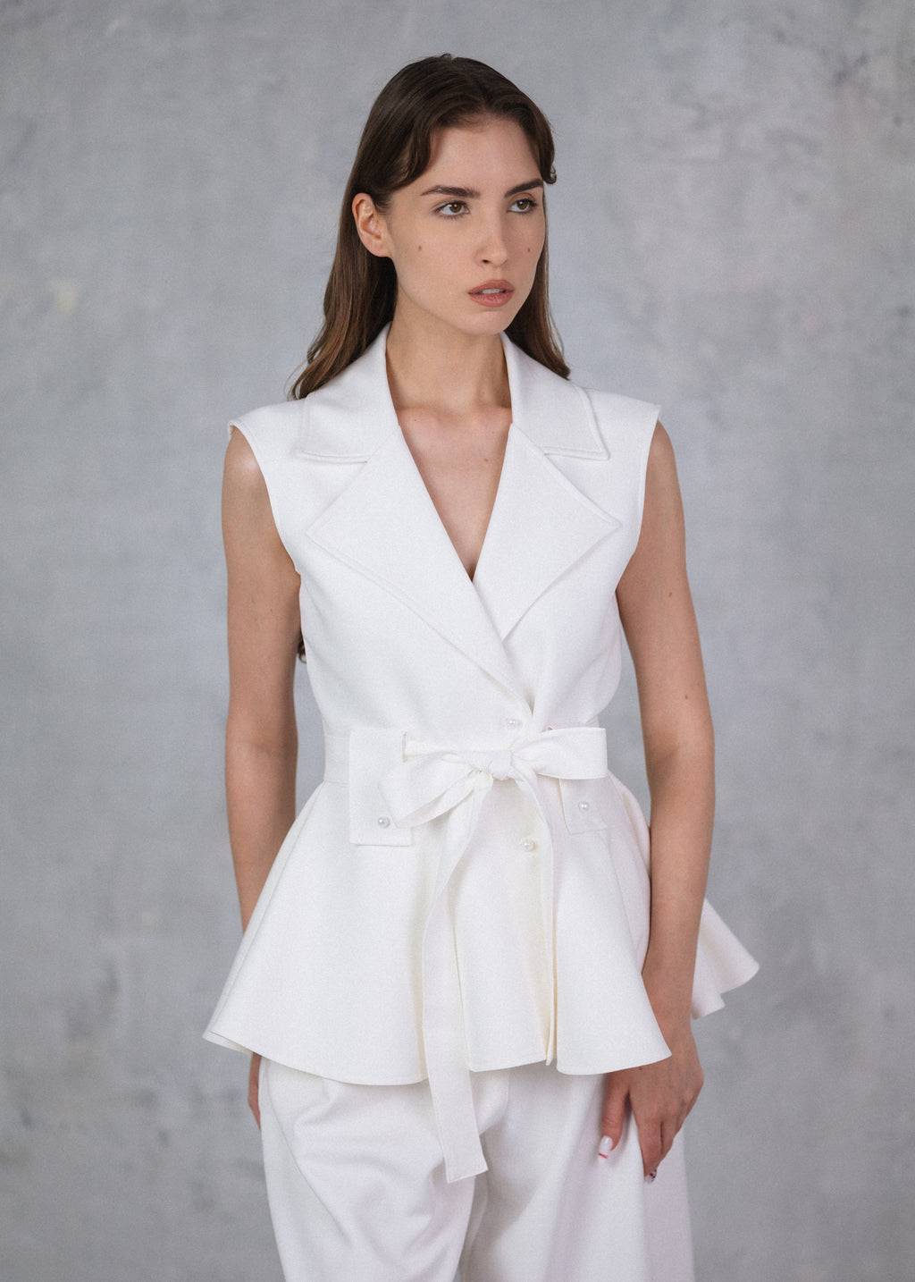 Ujjatlan zakó ekrü színben