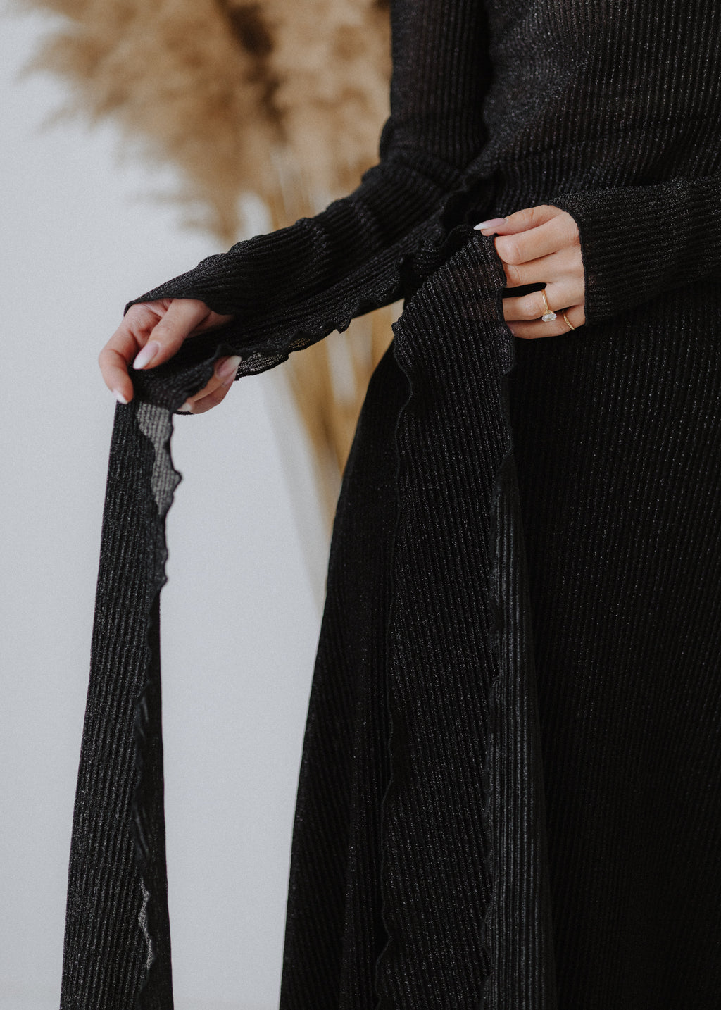Pleated dress in black