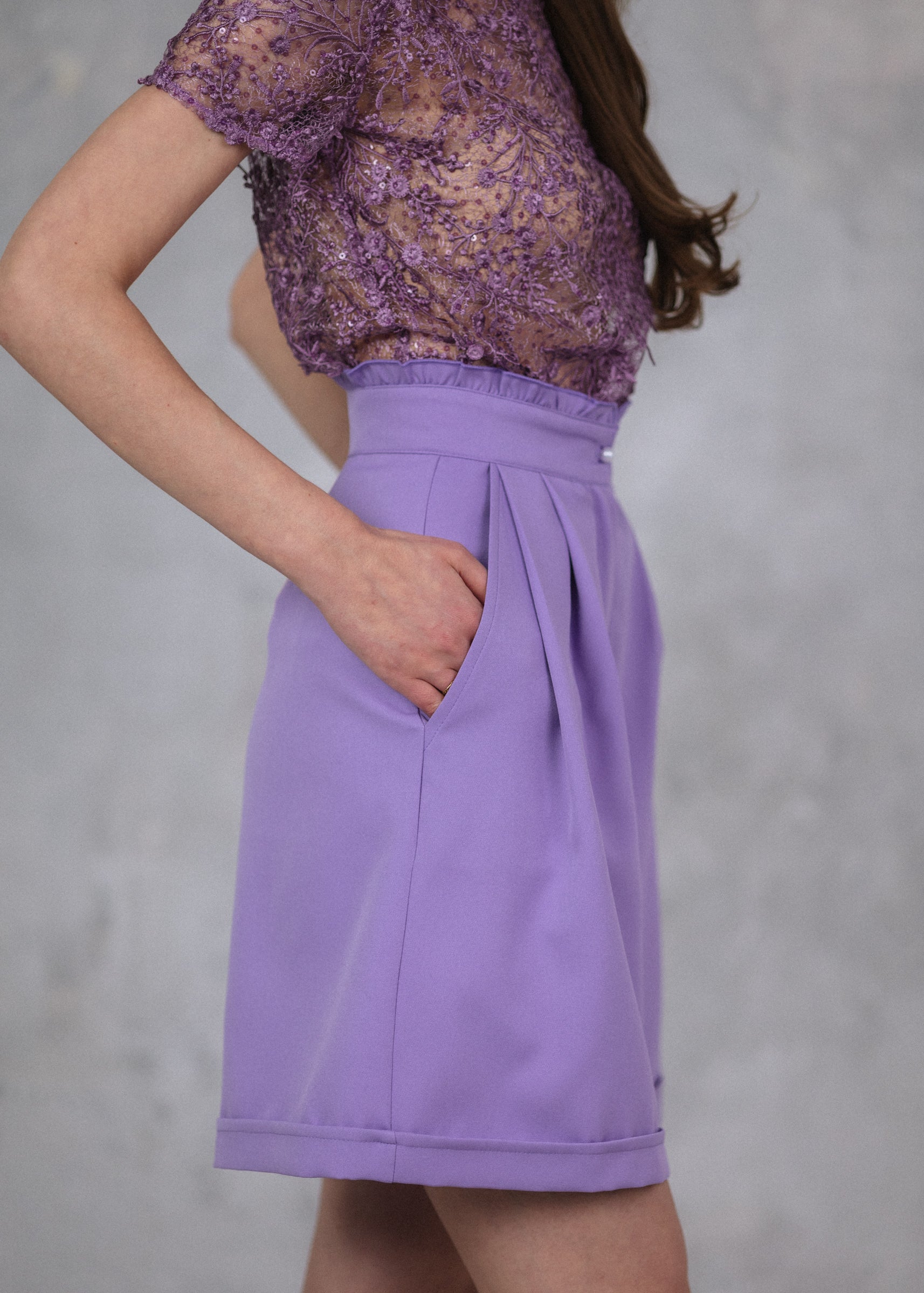 Bermuda shorts in lilac