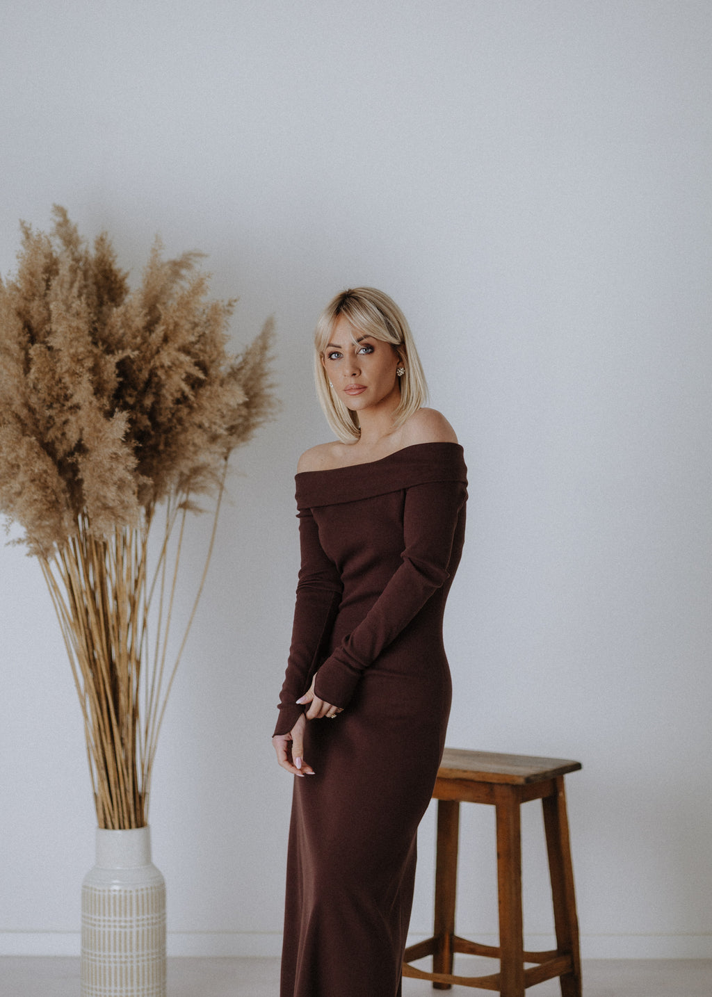 Ribbed cotton dress in dark mocha