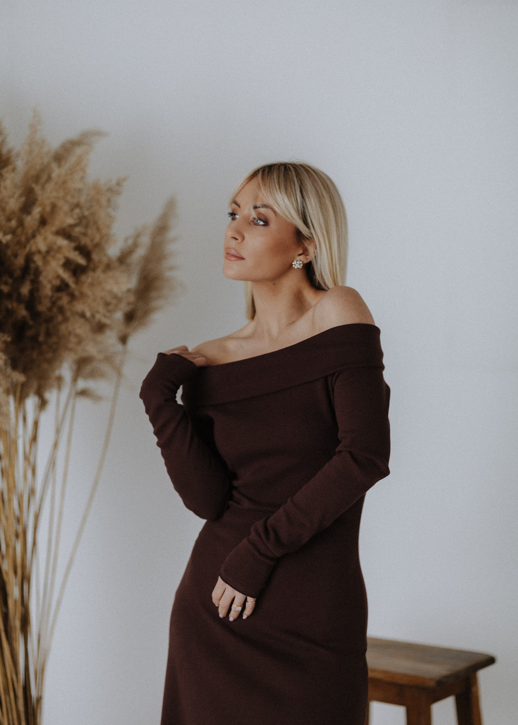 Ribbed cotton dress in dark mocha