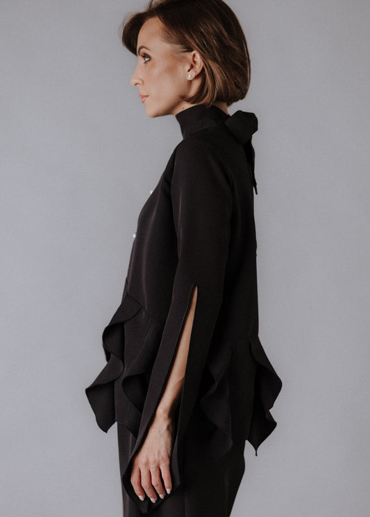 Fine fabric with top curls in black