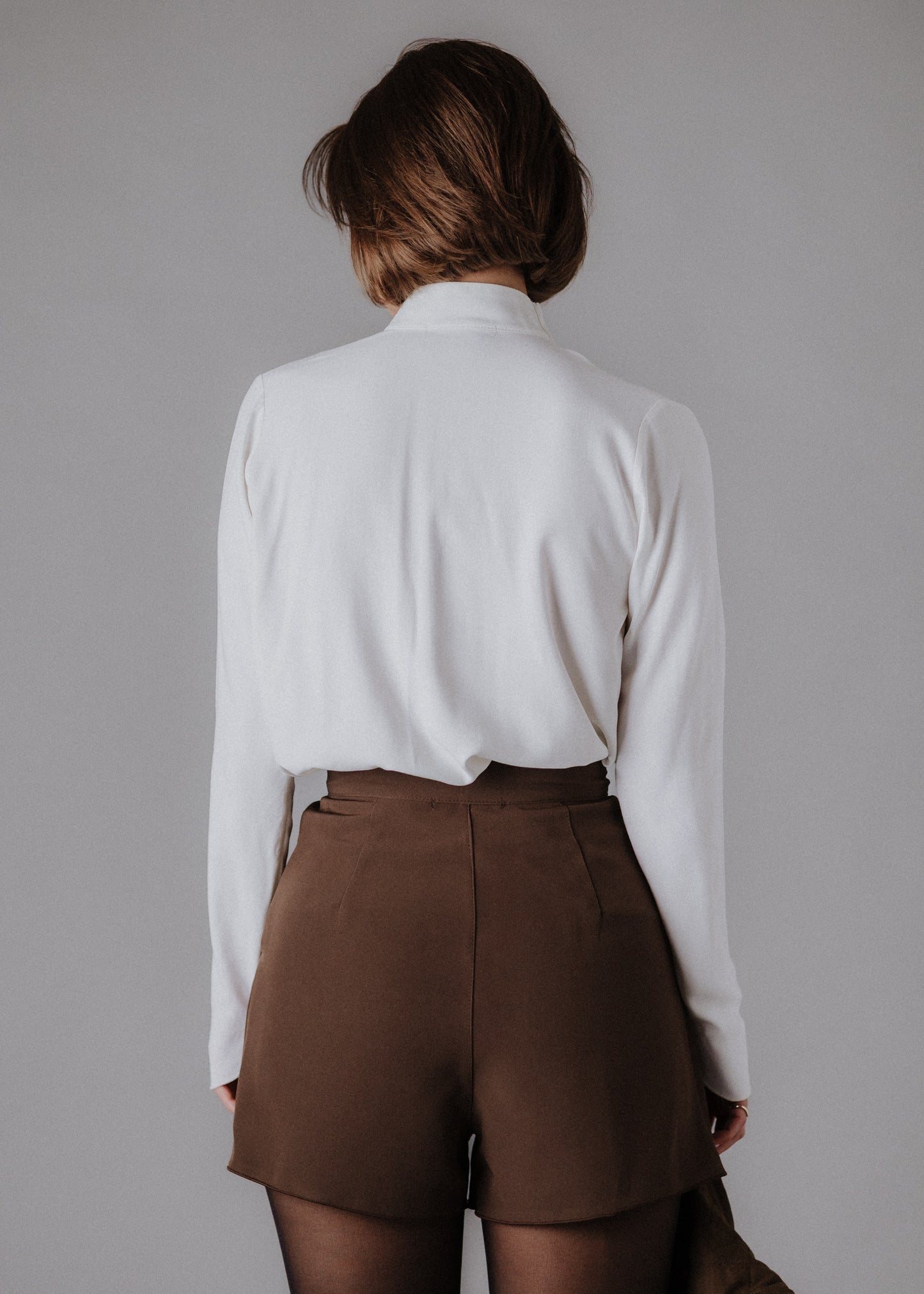 Bow tie shirt in ecru