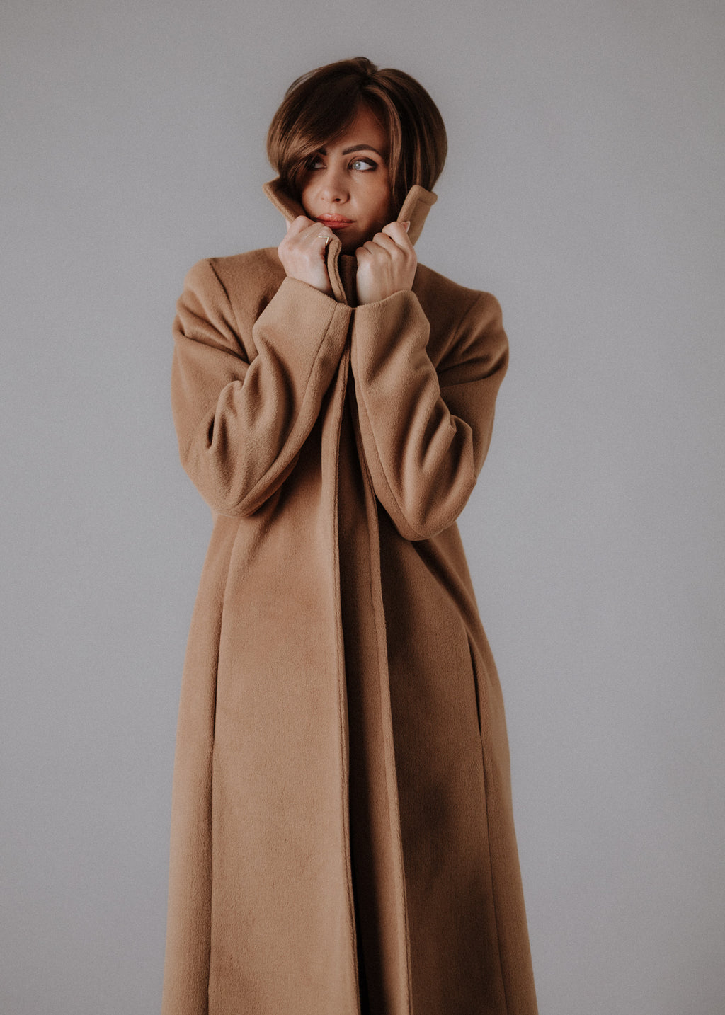 Fabric jacket in camel color
