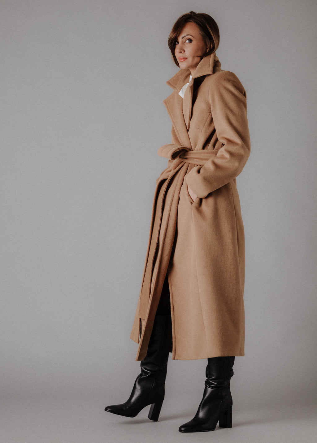 Fabric jacket in camel color