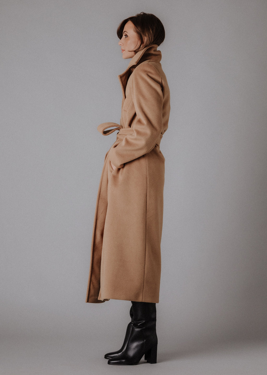 Fabric jacket in camel color