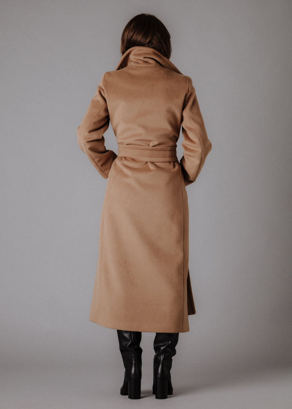 Fabric jacket in camel color
