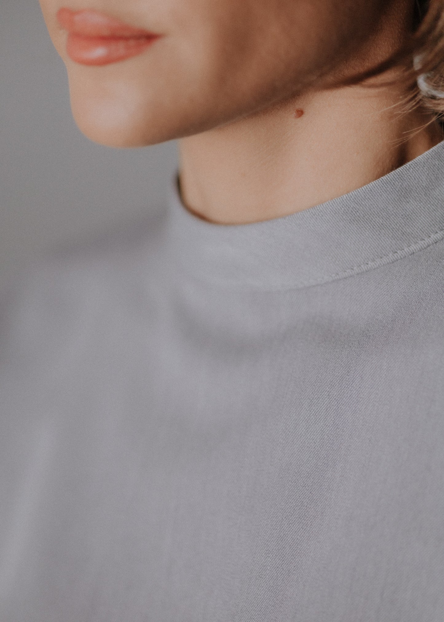 Fine fabric open top in gray