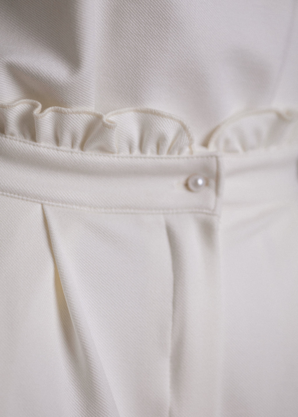 Textúrált ekrü culottes