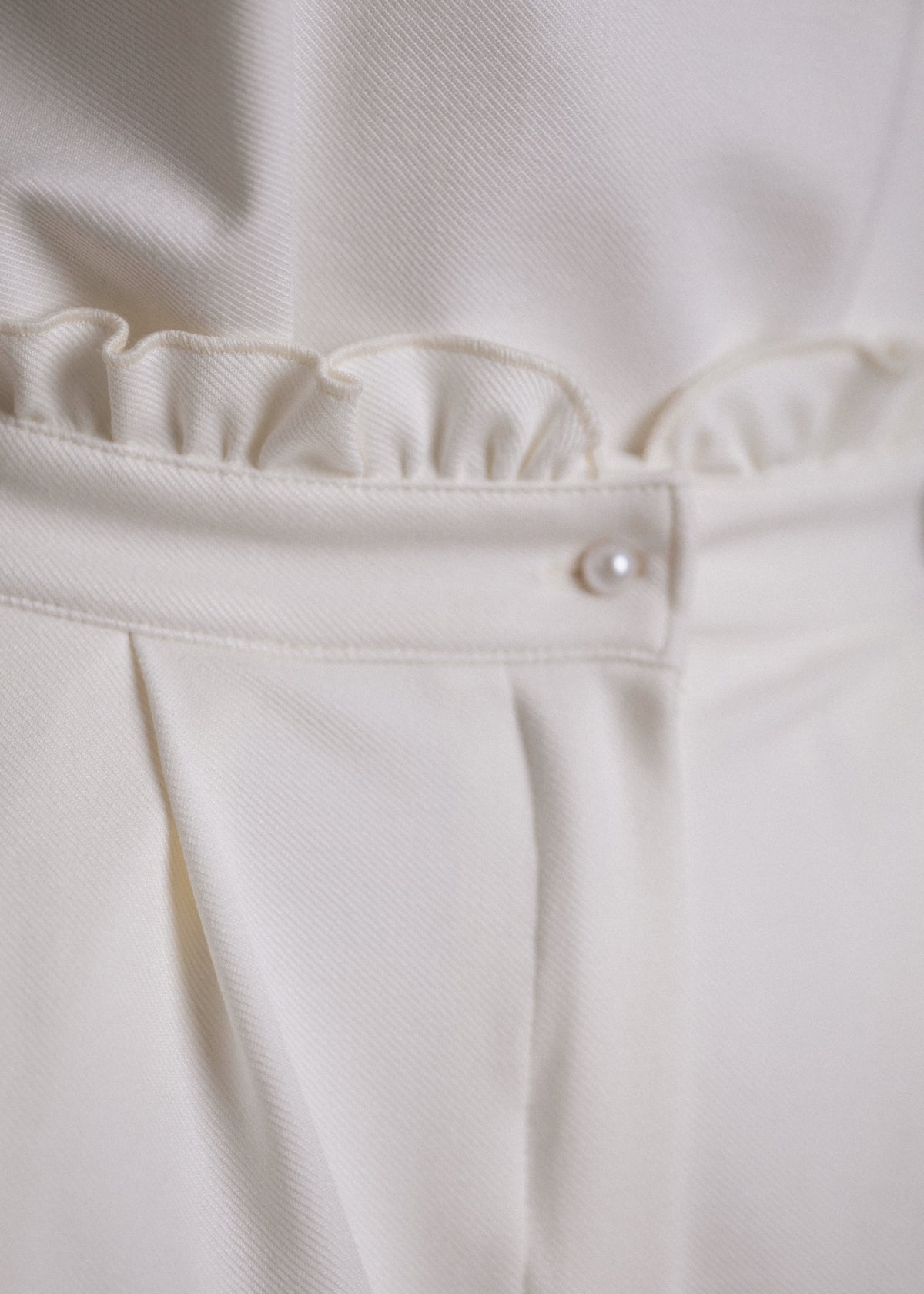 Textúrált ekrü culottes